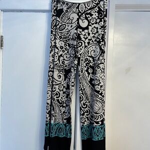 In Bloom (S) pyjama pants with turquoise, black & white paisley.